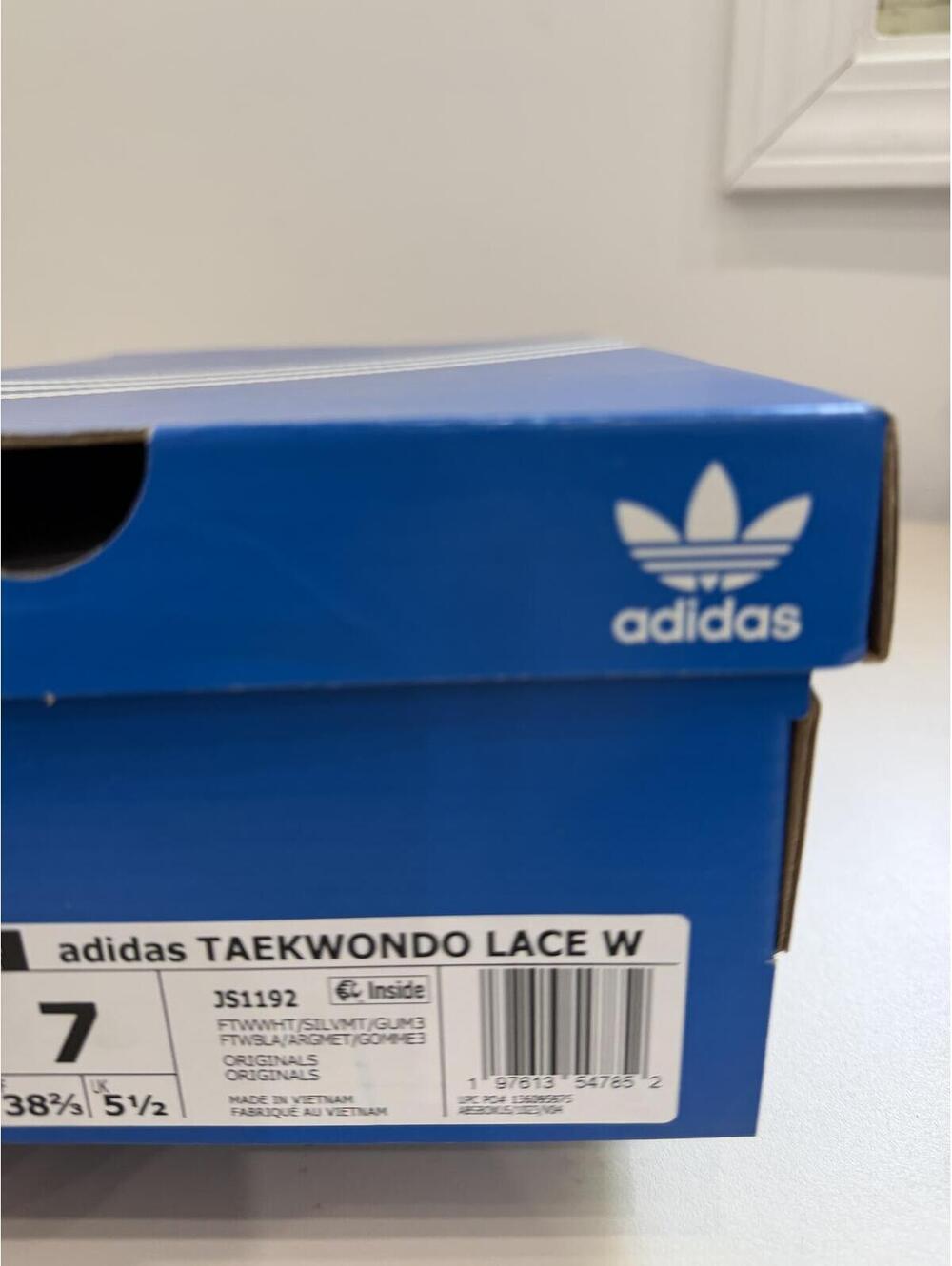 Adidas Taekwondo Lace W White and Silver Sneakers Size 8 US - Picture 2 of 15